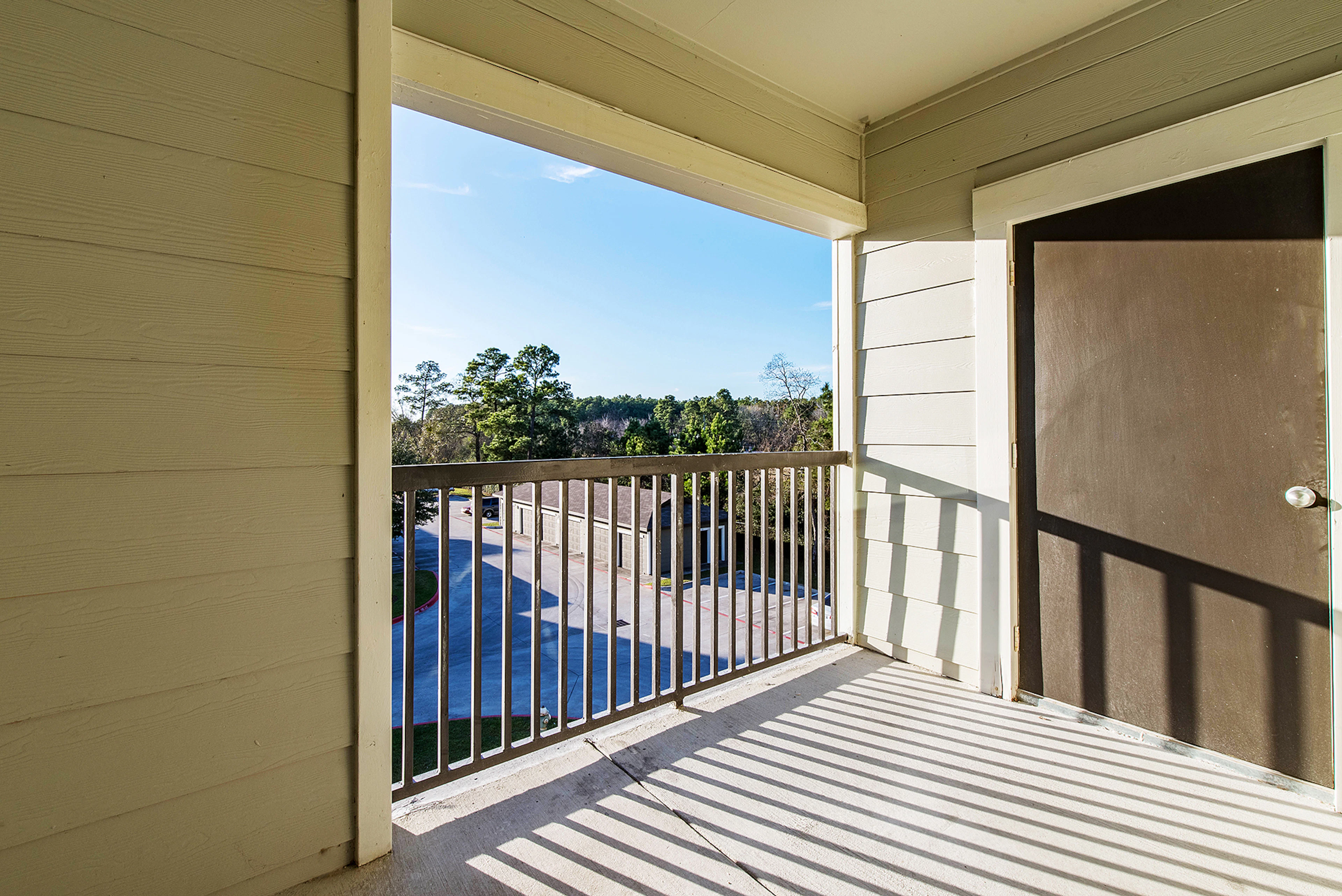Interior de apartamento en The Cape, Tomball, TX.