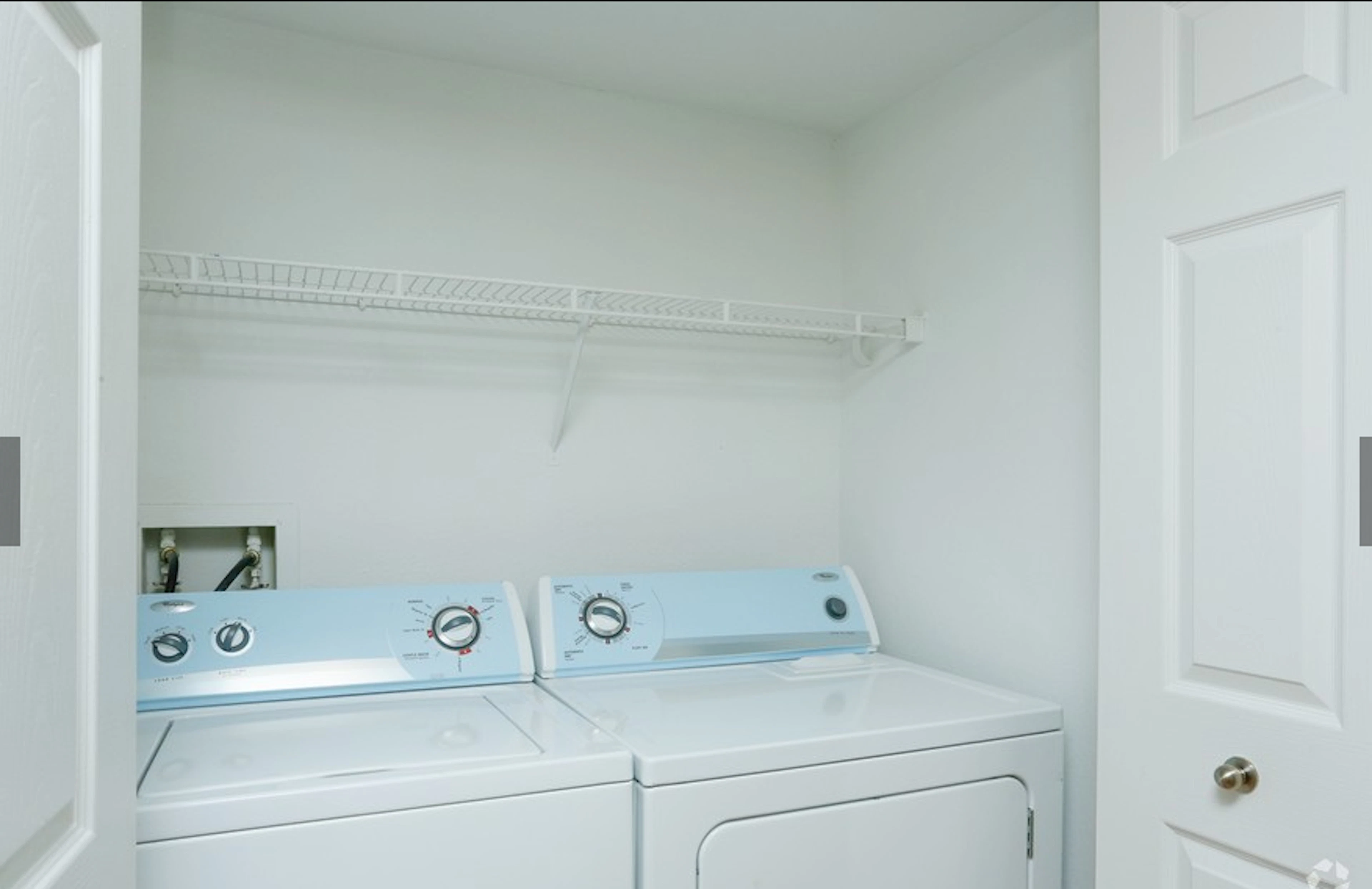 The Mansions of Shadowbriar apartment interior in West Houston, TX.
