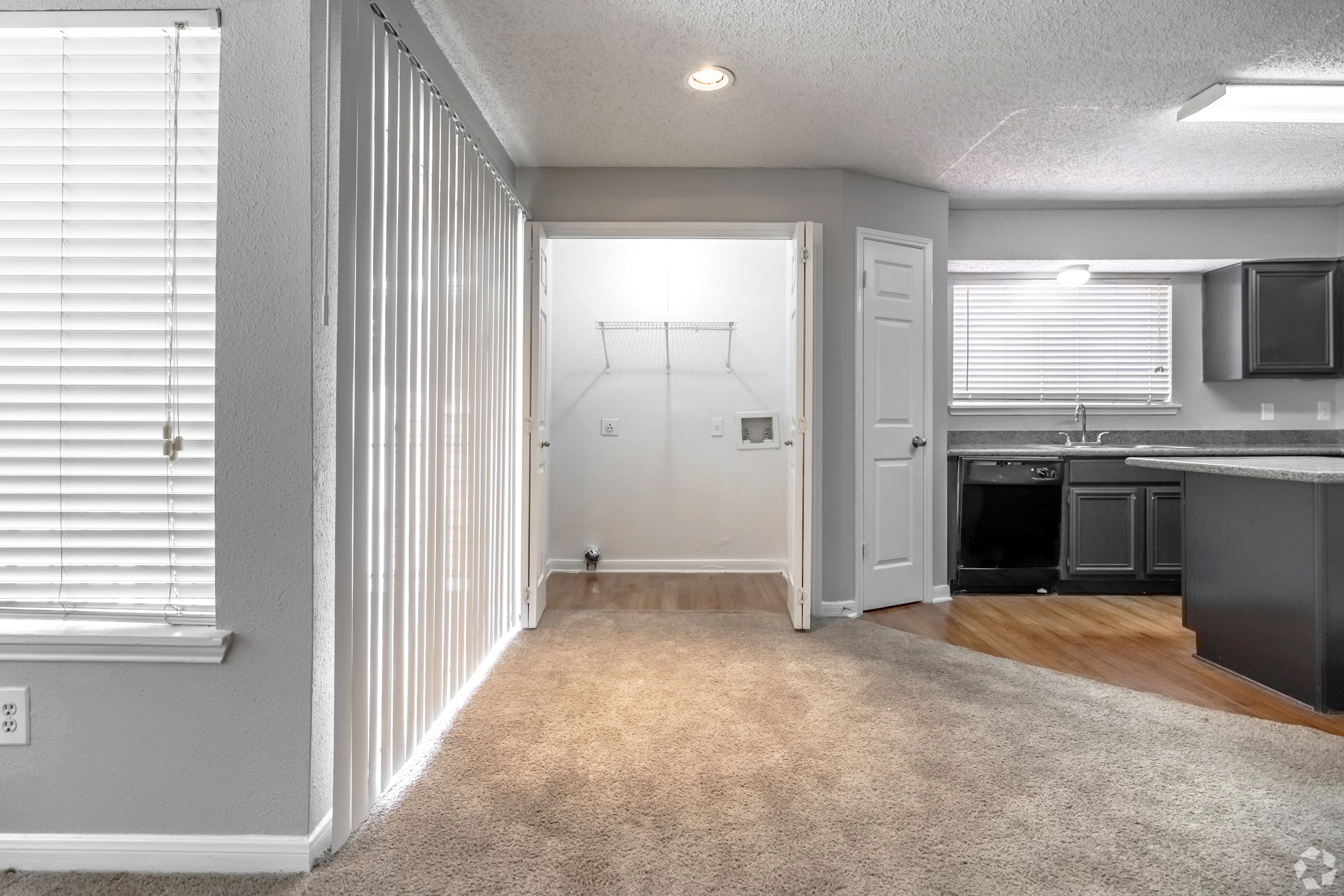 The Mansions of Shadowbriar apartment interior in West Houston, TX.