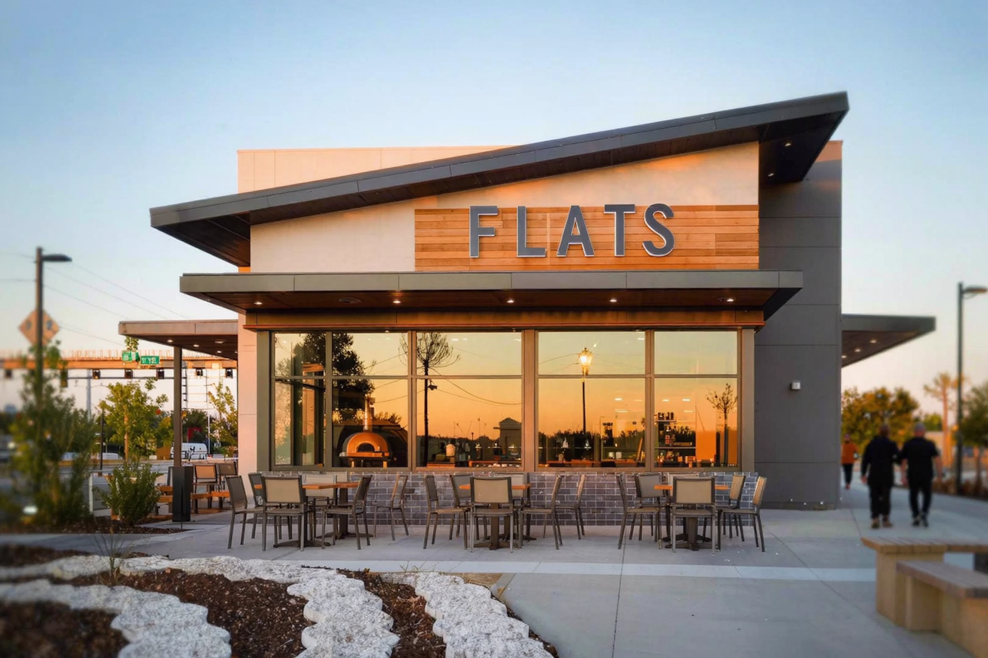 Wood-fired dinner 0.4 miles from the door — the closest sit-down option to Midtown & Fox Meadows, with a 4.6-star average across nearly 3,000 Google reviews.