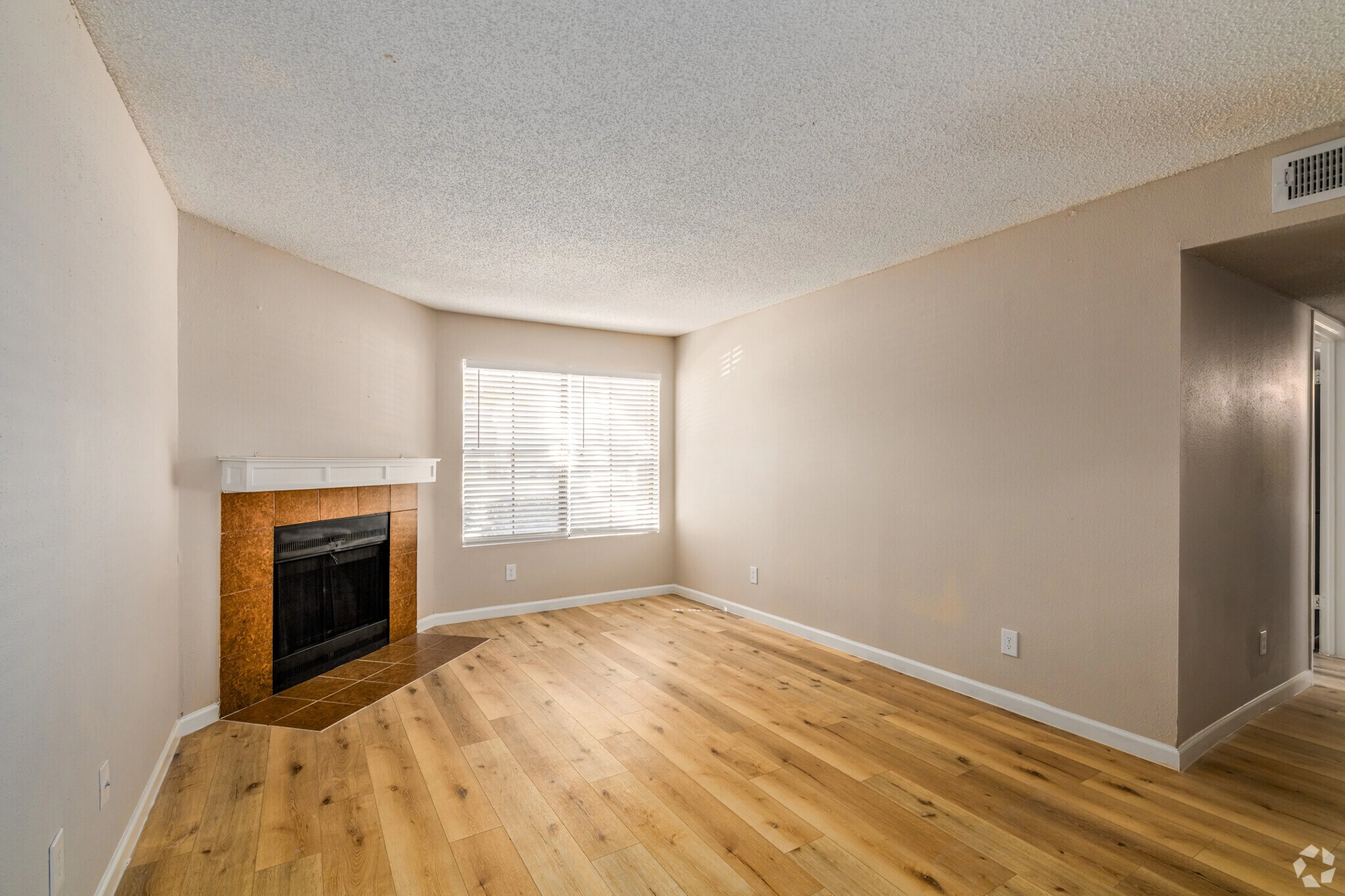 The Remington apartment interior in Killeen, TX.