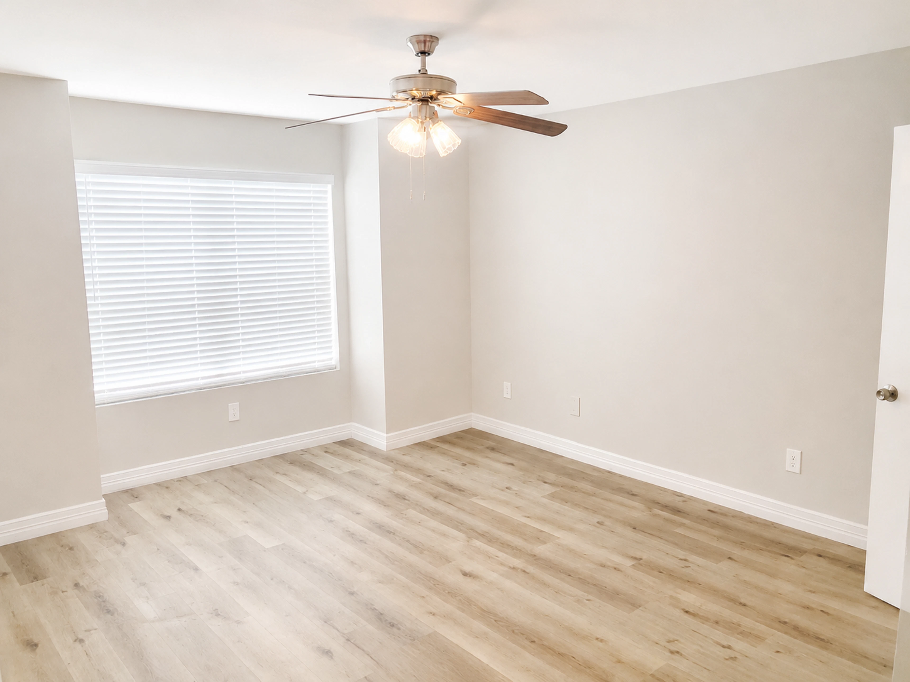 Interior de apartamento en Tierra Del Sol, Houston, TX.