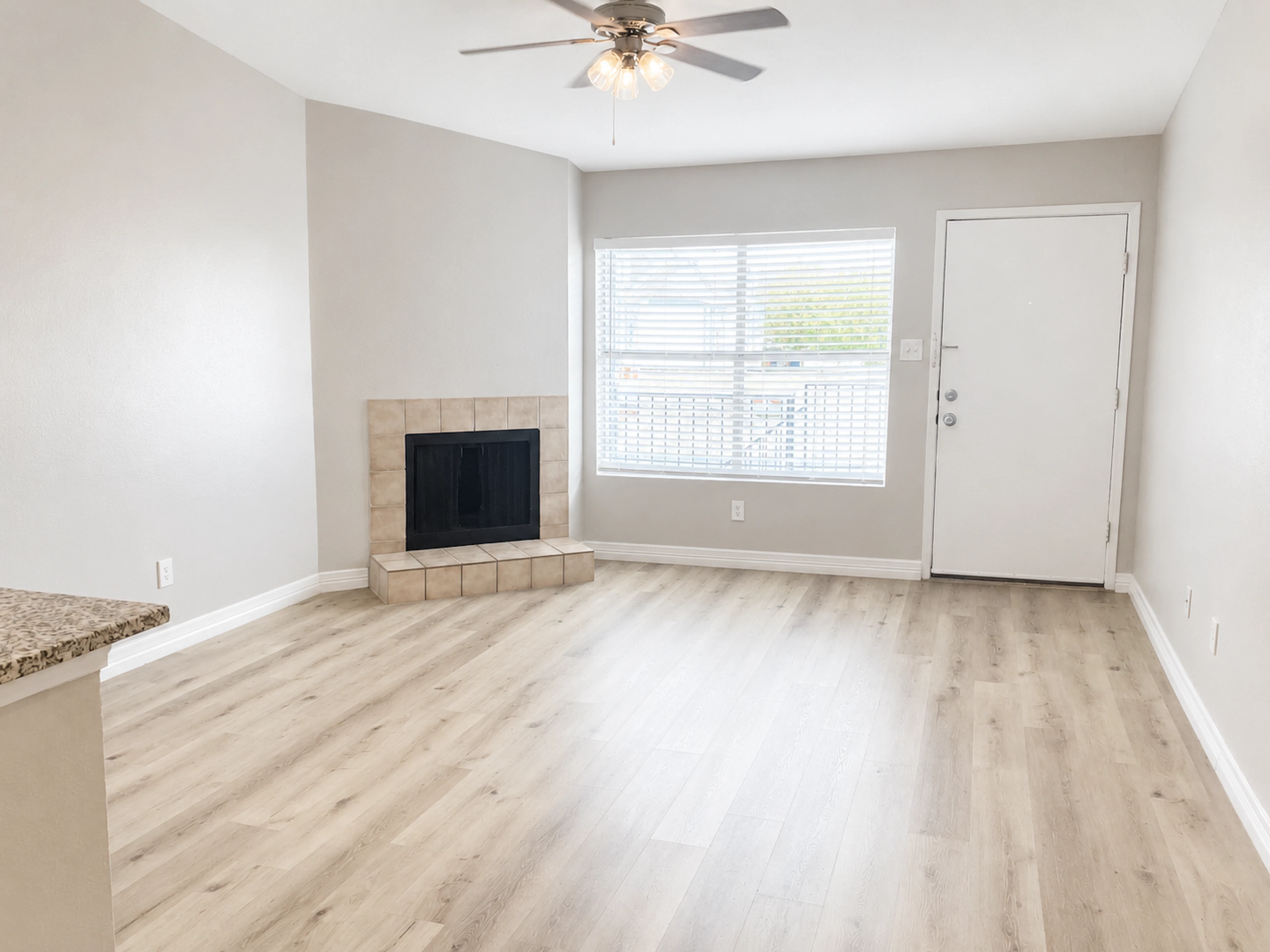 Interior de apartamento en Tierra Del Sol, Houston, TX.