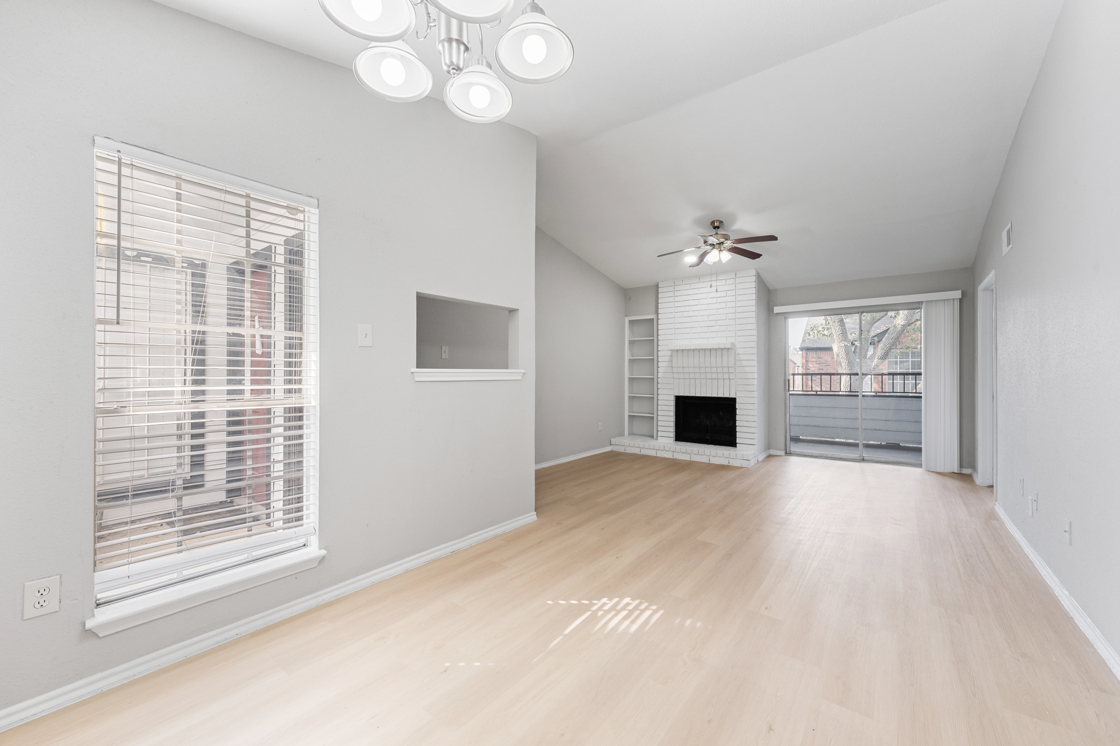 West Oaks Landing apartment interior.