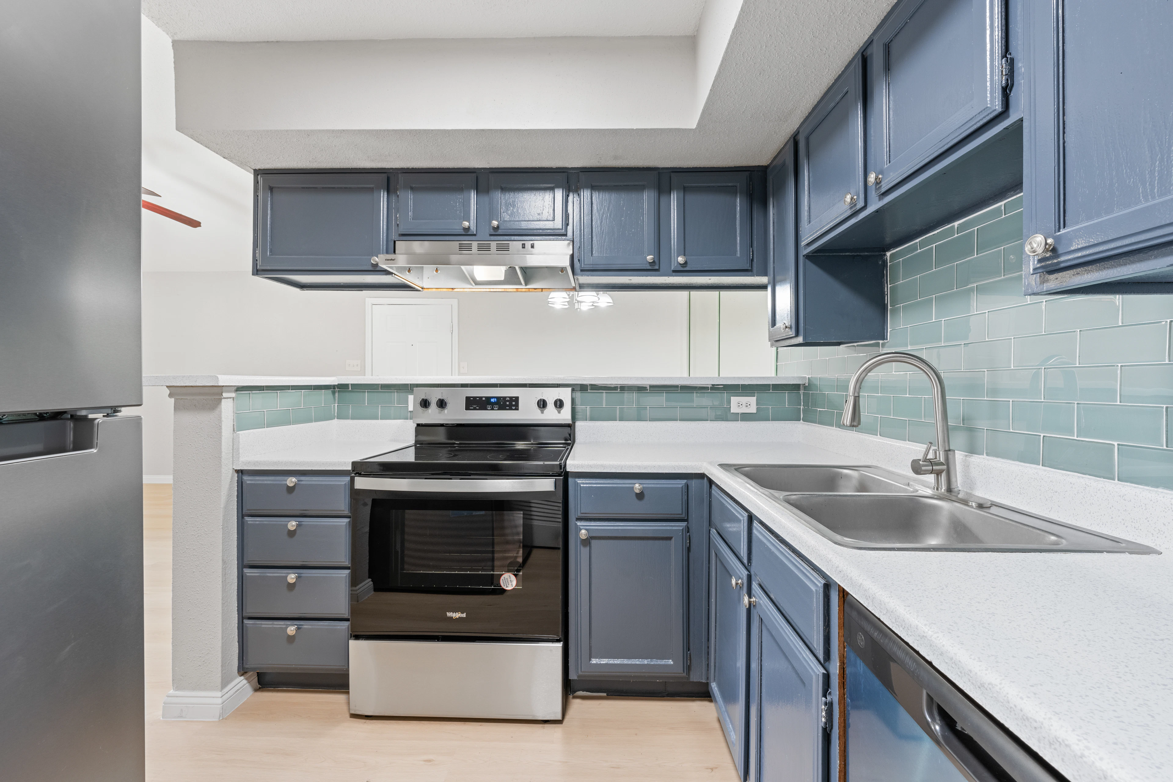 West Oaks Landing apartment interior.