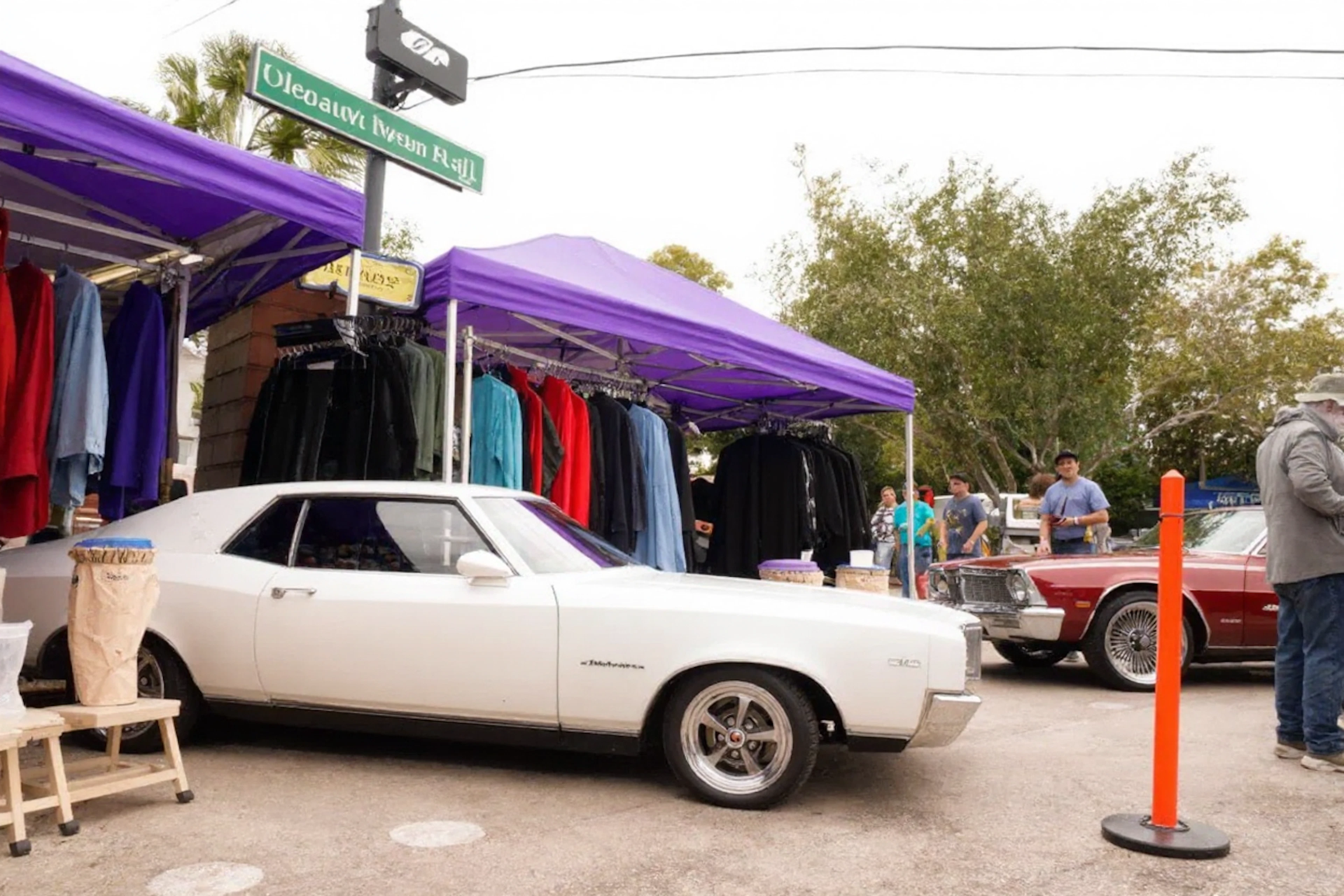 Houston DJs are hosting record fairs and selling vinyl collections—a growing local scene