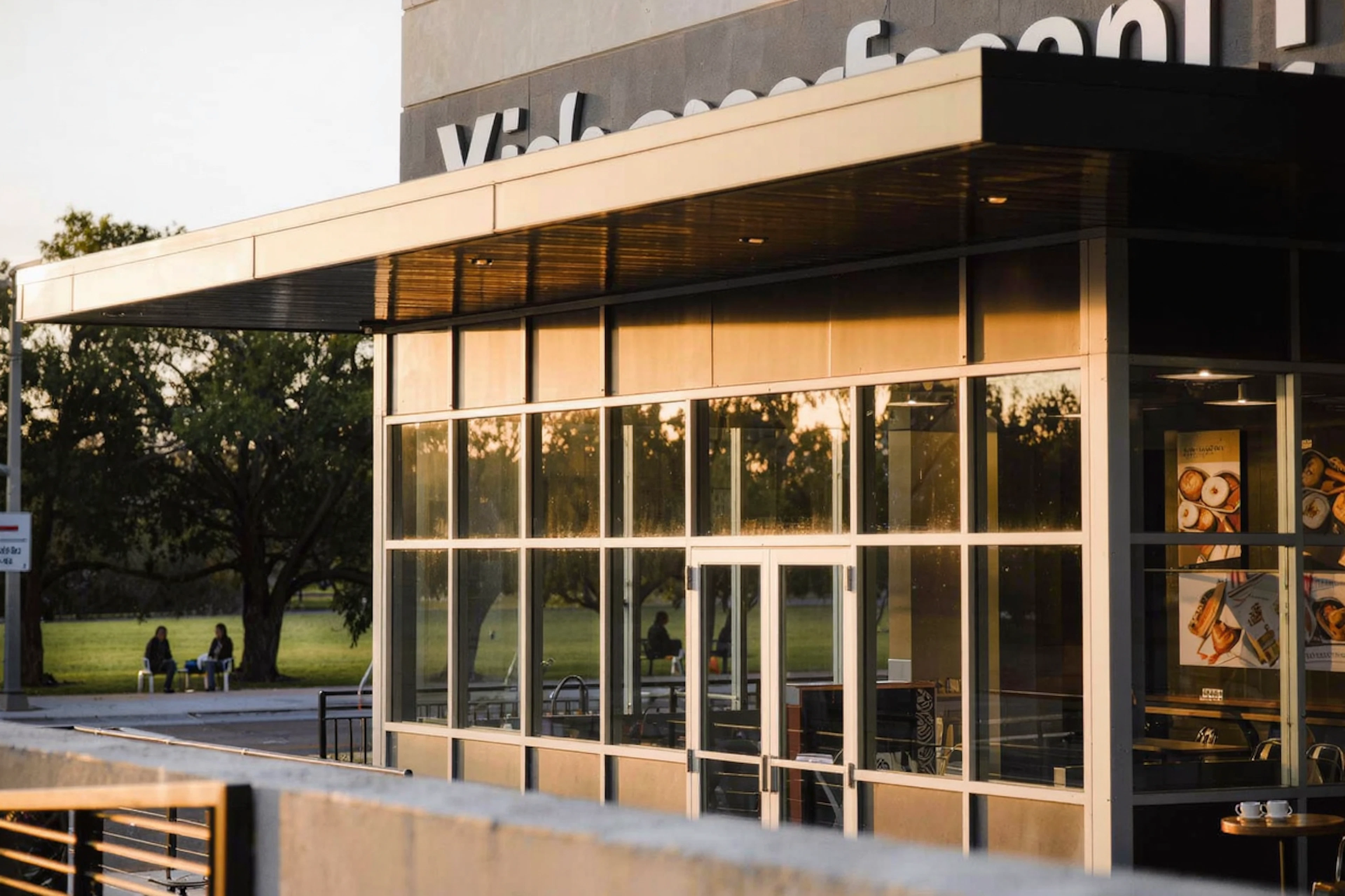 Vie CrossFit is a top-rated gym just 0.9 miles from West Oaks Landing, perfect for residents looking for high-intensity workouts.