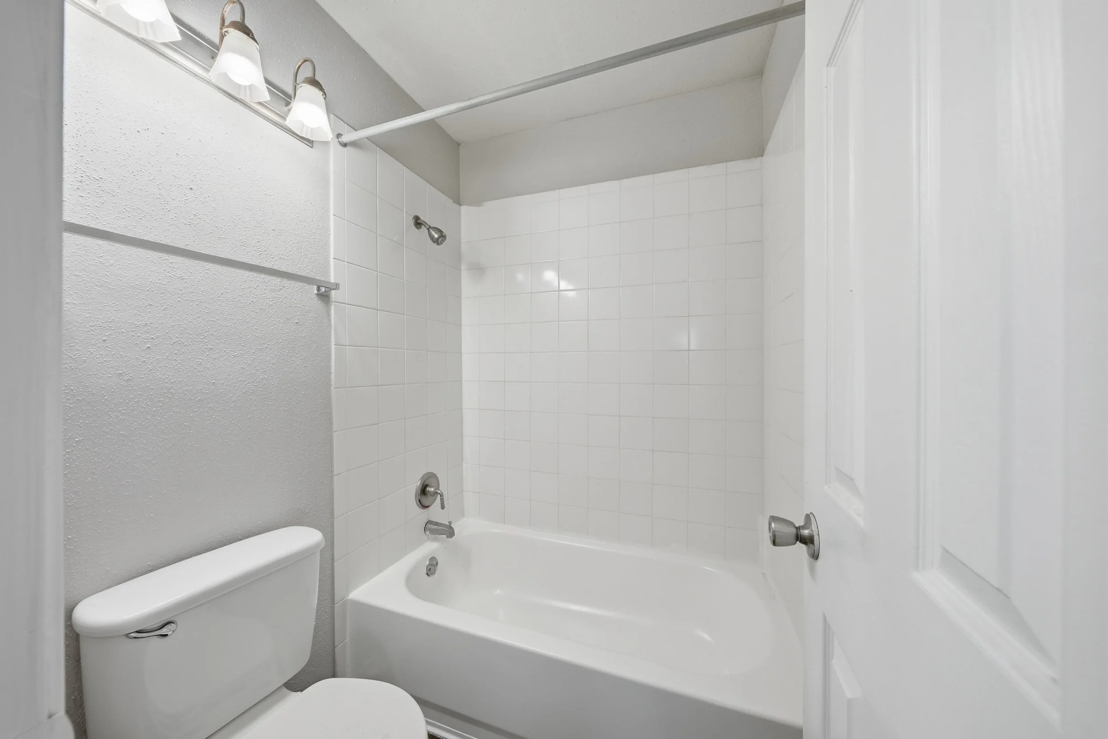 Apartment interior at Woodtrail Apartment Homes in Houston, TX.